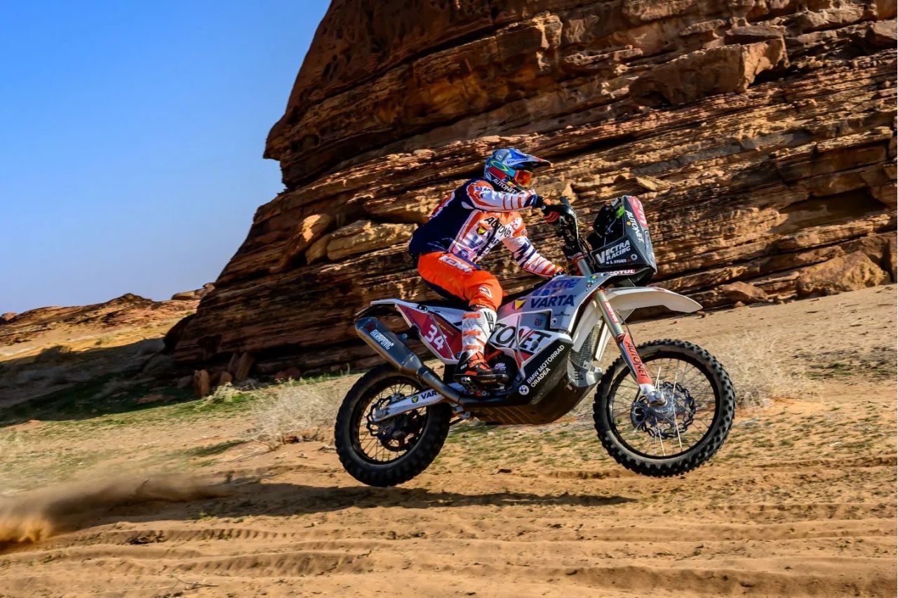 Raliul Dakar s-a încheiat azi cu o mare surpriză! Cine a câștigat și pe ce loc a terminat românul Emanuel Gyenes_8