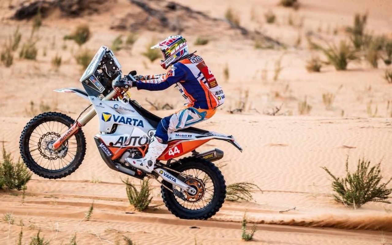 Raliul Dakar s-a încheiat azi cu o mare surpriză! Cine a câștigat și pe ce loc a terminat românul Emanuel Gyenes_1