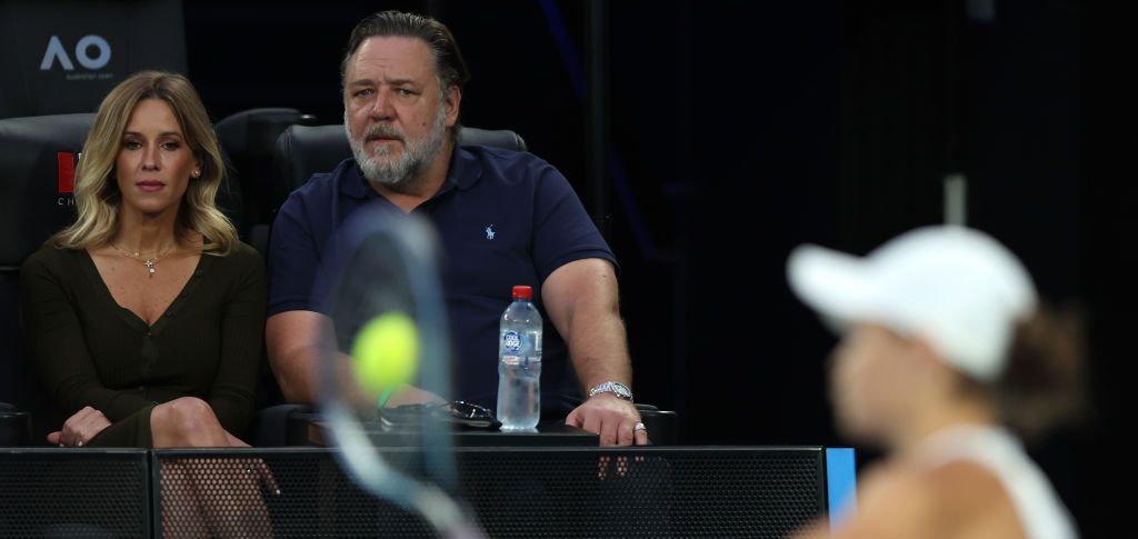 Doar Russell Crowe și Hugh Grant își permit bilete la finala masculină Australian Open 2024: la fete e mult mai ieftin_1