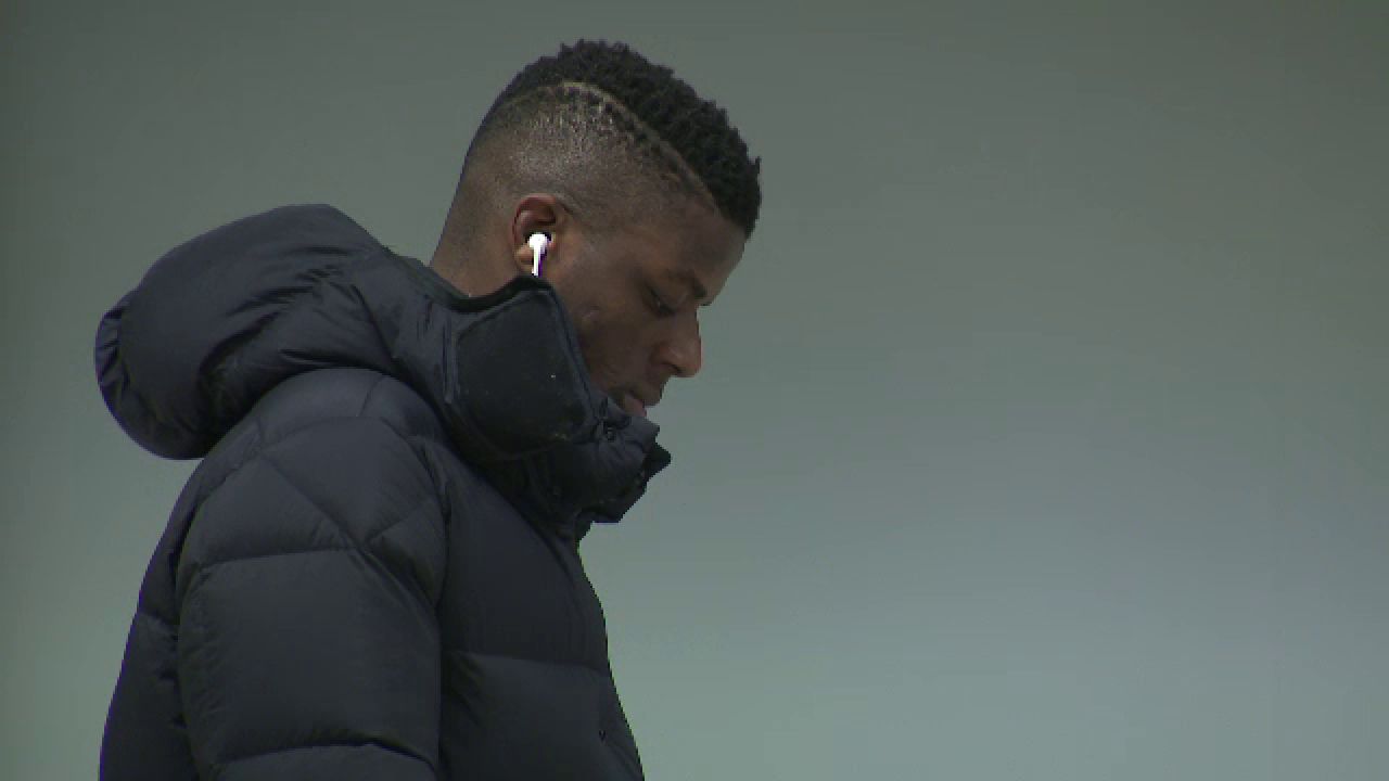 MI-NU-NAT! Moment INEDIT in Bundesliga! Fanii celor de la Hertha Berlin au adus coregrafia direct pe gazon! Ce moment SPECIAL au sarbatorit suporterii_3