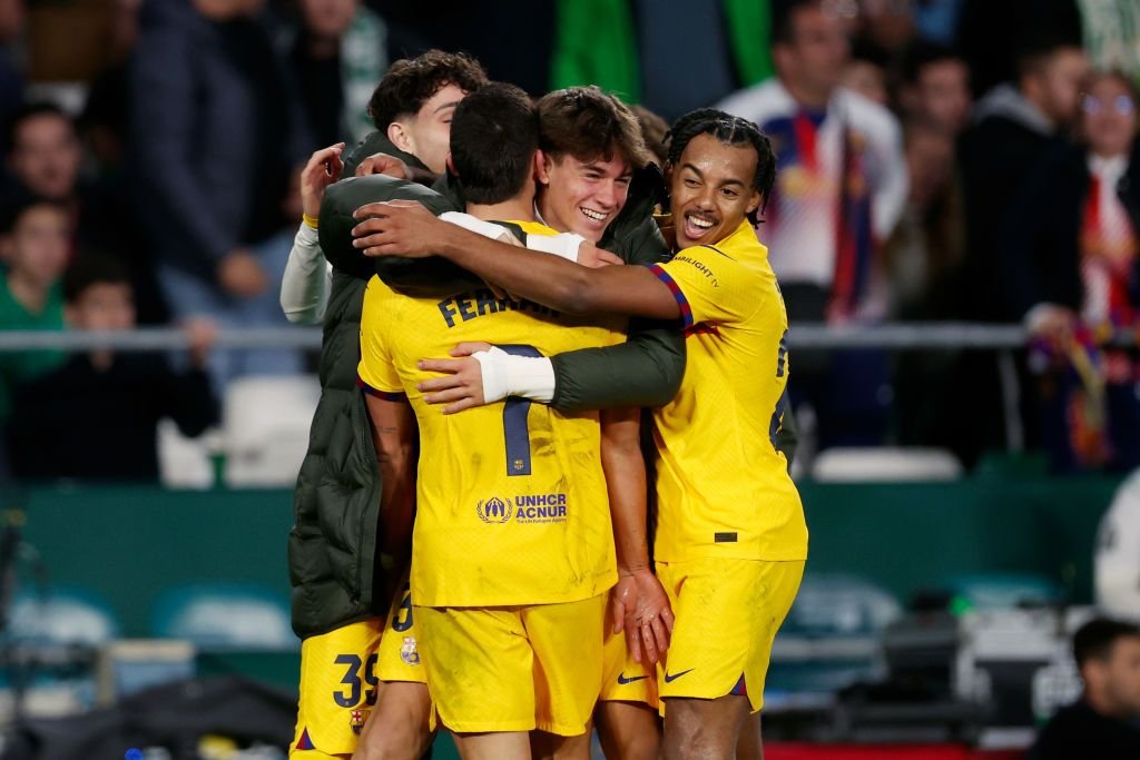 Victorie pentru Barca cu două goluri înscrise după minutul 90! Betis a egalat după ce catalanii au condus cu 2-0 _4