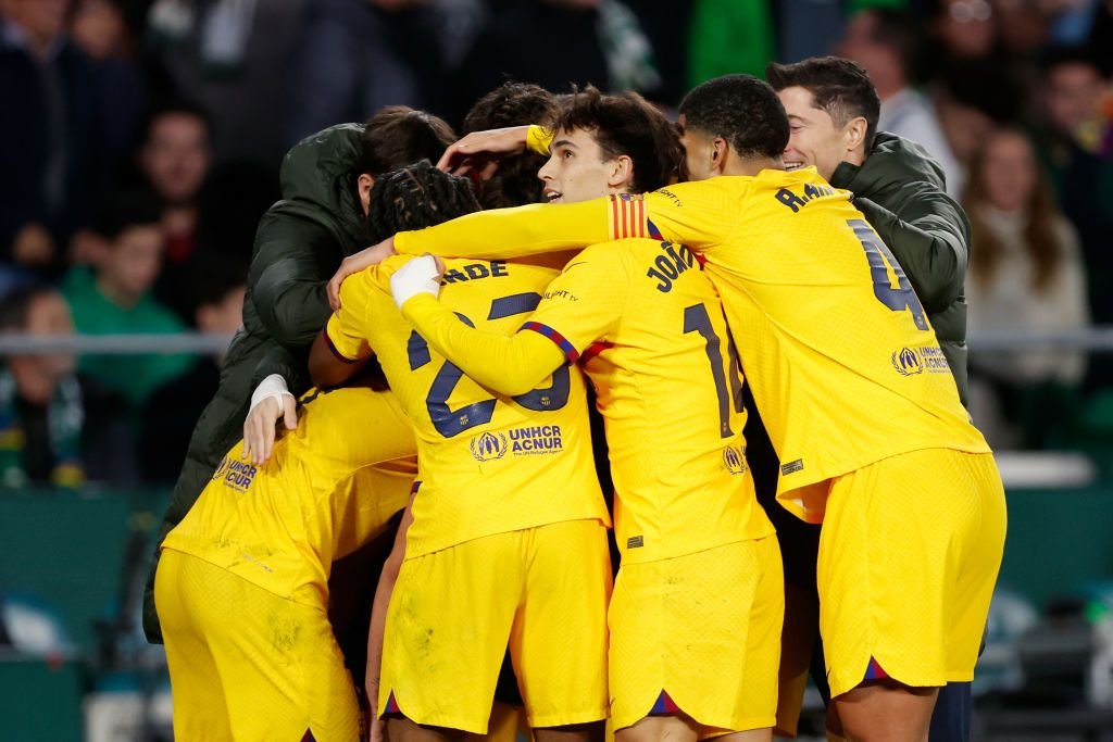 Victorie pentru Barca cu două goluri înscrise după minutul 90! Betis a egalat după ce catalanii au condus cu 2-0 _6