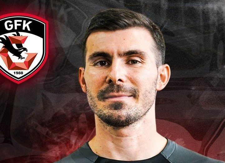 Florin Niță nu a fost portar la început! Pe ce post a evoluat și cum era poreclit: ”Îi mulțumesc lui Dumnezeu”_2