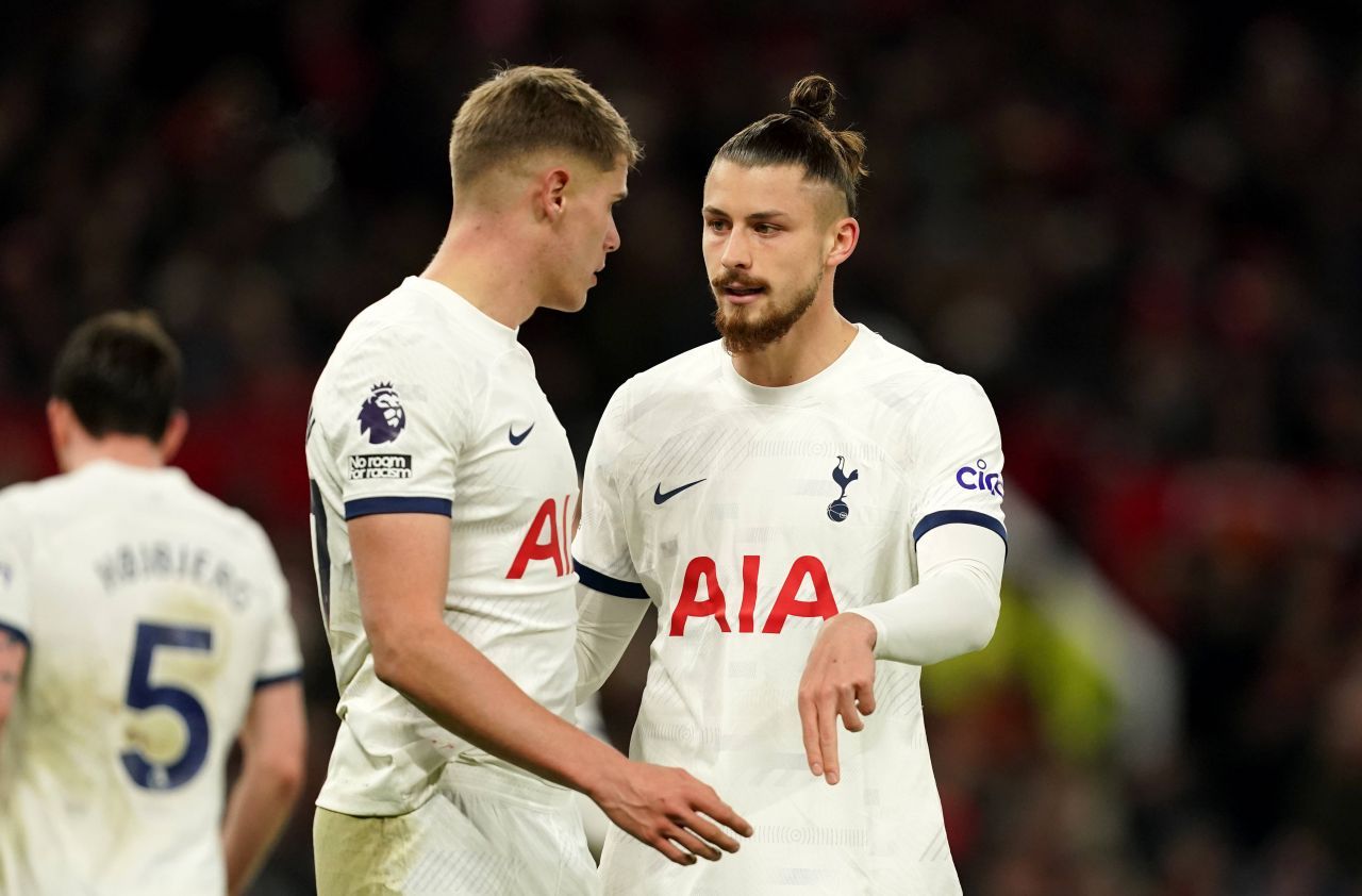 Cu Radu Drăgușin pe bancă, Tottenham a ratat calificarea în optimile de finală ale FA Cup, după ce a pierdut cu City, scor 0-1_5