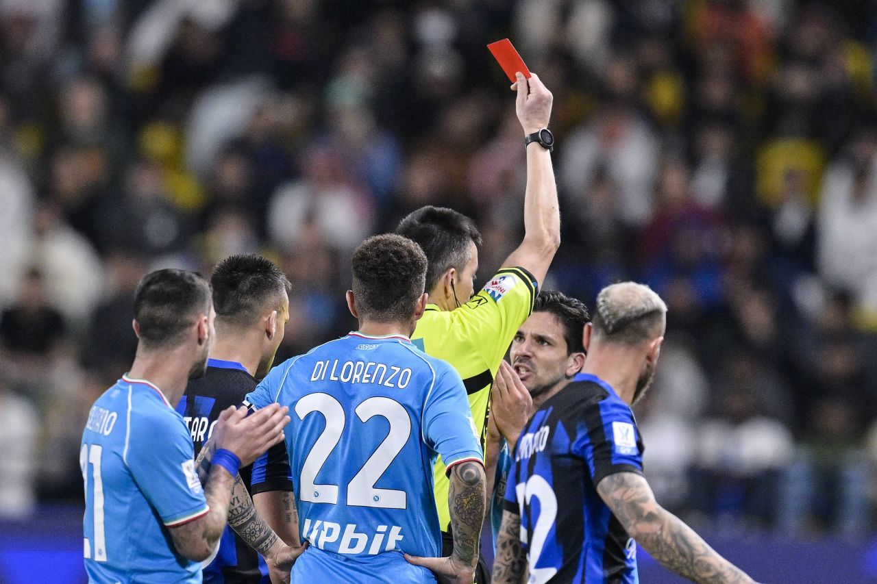 Dramă la cote maxime în Supercupa Italiei! Inter a câștigat trofeul cu un gol marcat în minutul 90+1_2