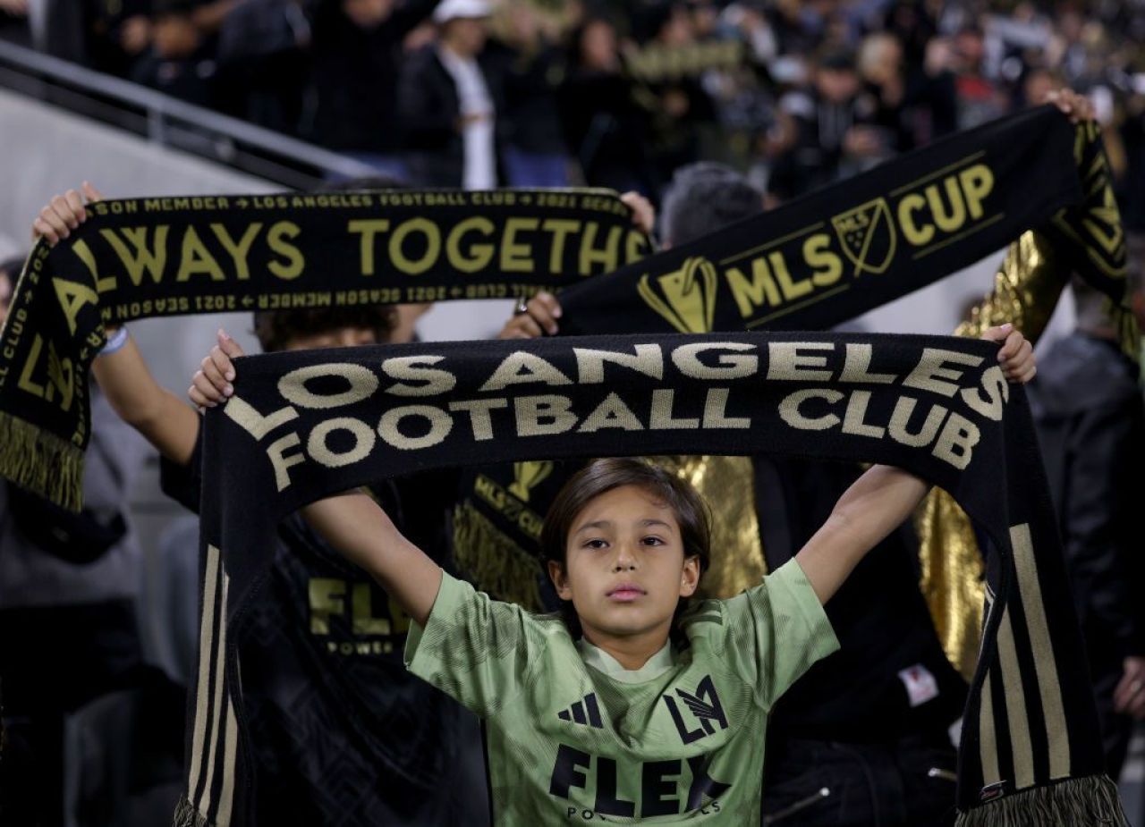 Vin americanii și în Elveția! Los Angeles FC a cumpărat încă un club de tradiție din Europa_9