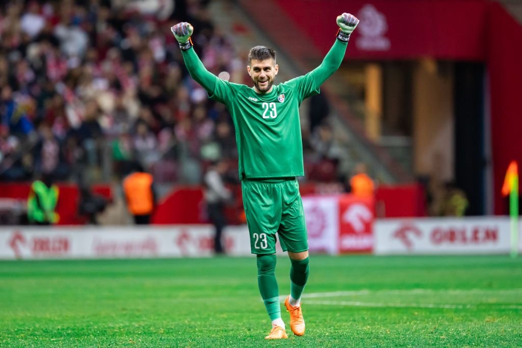 Dinamo a adus un portar din Liga 2, dar titular în naționala țării sale! _6