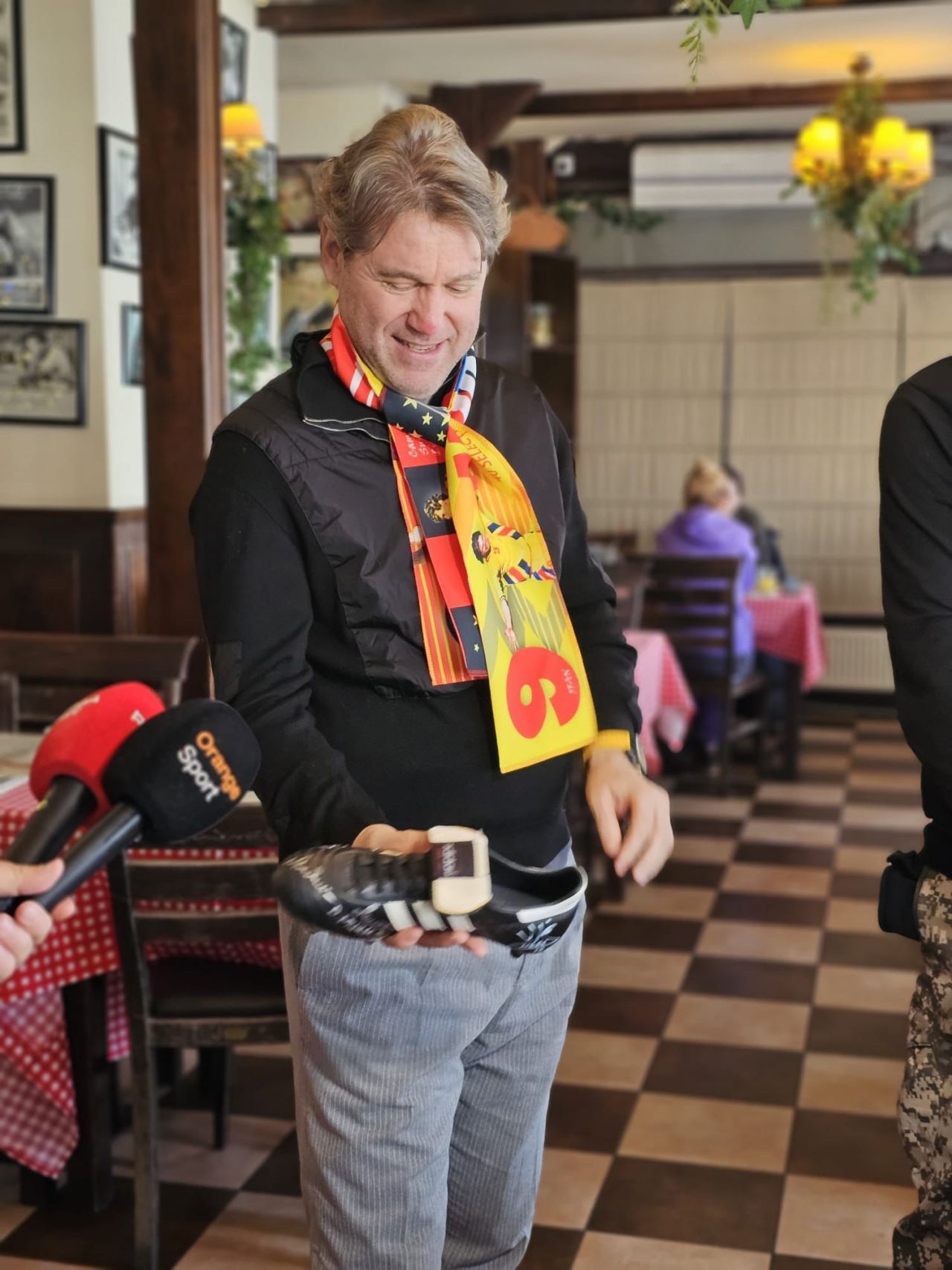 Florin Răducioiu s-a întâlnit cu fanii din România ai lui AC Milan. Suprizele de care a avut parte fostul atacant_6