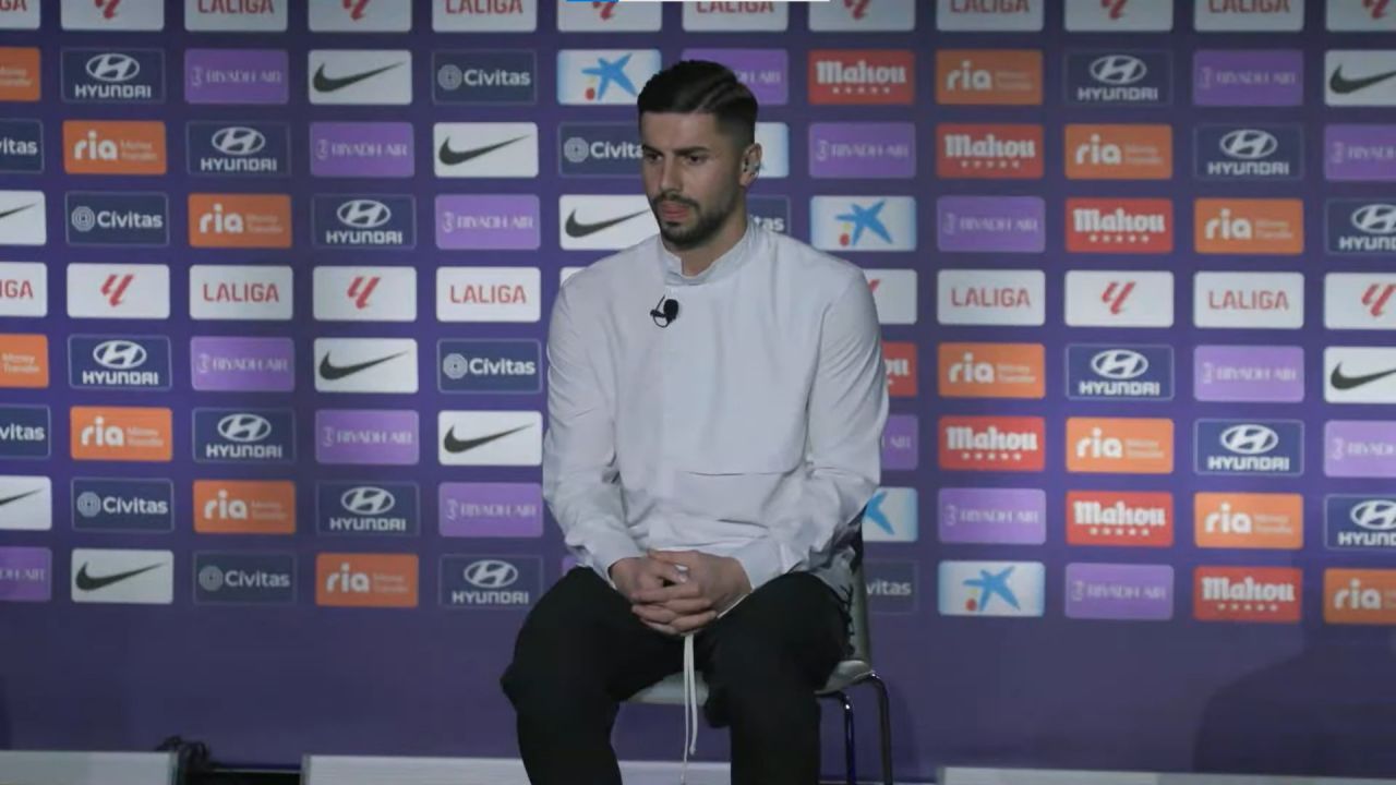 Horațiu Moldovan, prima conferință la Atletico Madrid. A primit numărul 1 și a vorbit despre Oblak și Simeone_3