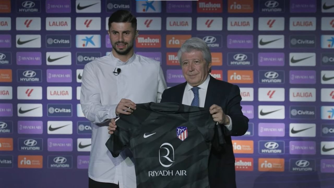 Bravul Horațiu Moldovan și țara lui „Oh, nu, se duce să fie rezerva lui Oblak!”_8