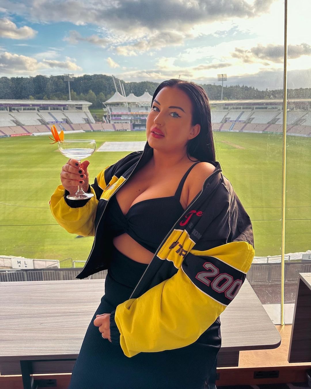 Fiul legendei din Premier League, întreținut de soția care vinde poze pentru adulți: „Eram mort dacă nu își deschidea cont pe acel site!” _17