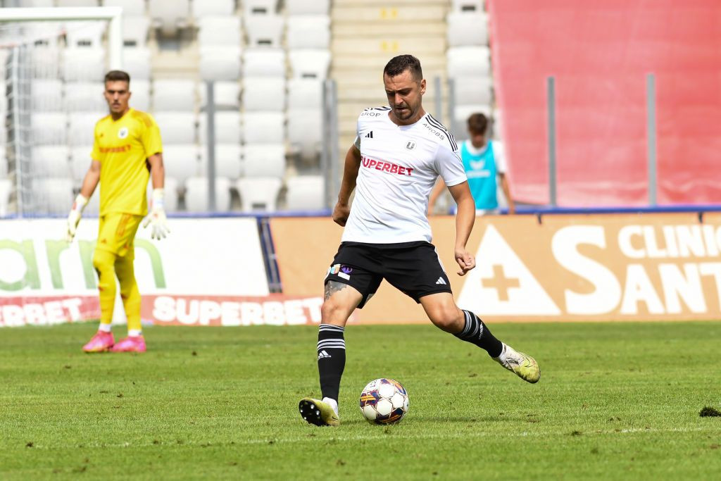 Darko Kovacevic, fost jucator la Juventus si Sociedad, a fost impuscat in fata casei sale din Atena!&nbsp;