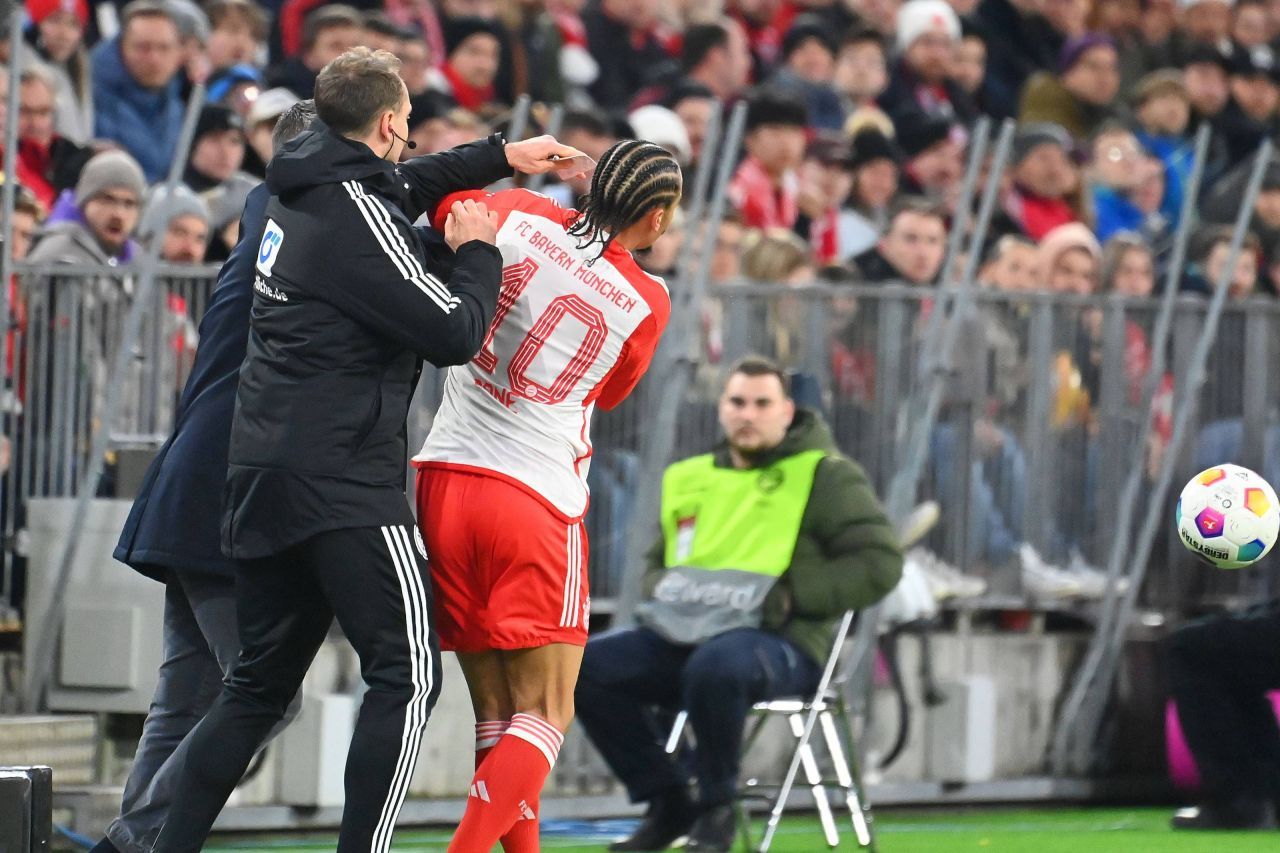 Reacția lui Leroy Sane după ce a fost pălmuit de antrenorul lui Union Berlin_12