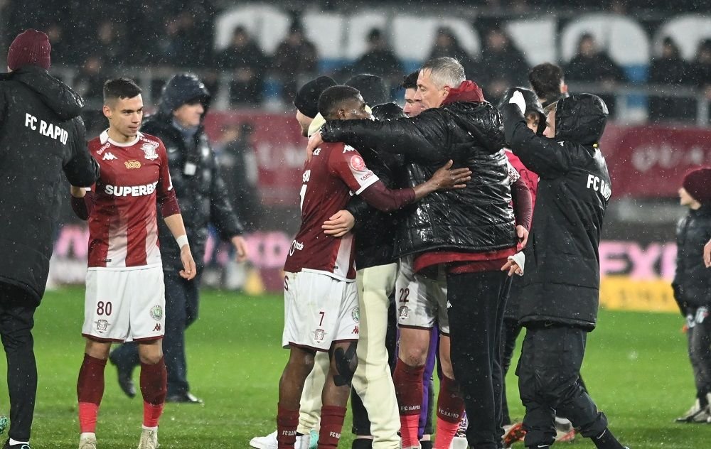 Fotbalistul care continuă &icirc;n Giulești: &rdquo;Eram sigur că răm&acirc;n la Rapid&rdquo;