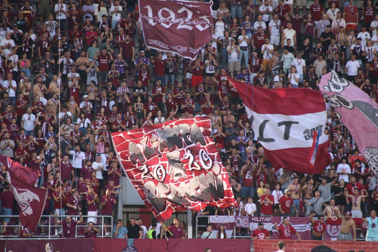 Ce a transmis clubul Rapid despre conflictul PCH - Peluza Nord Rapid.