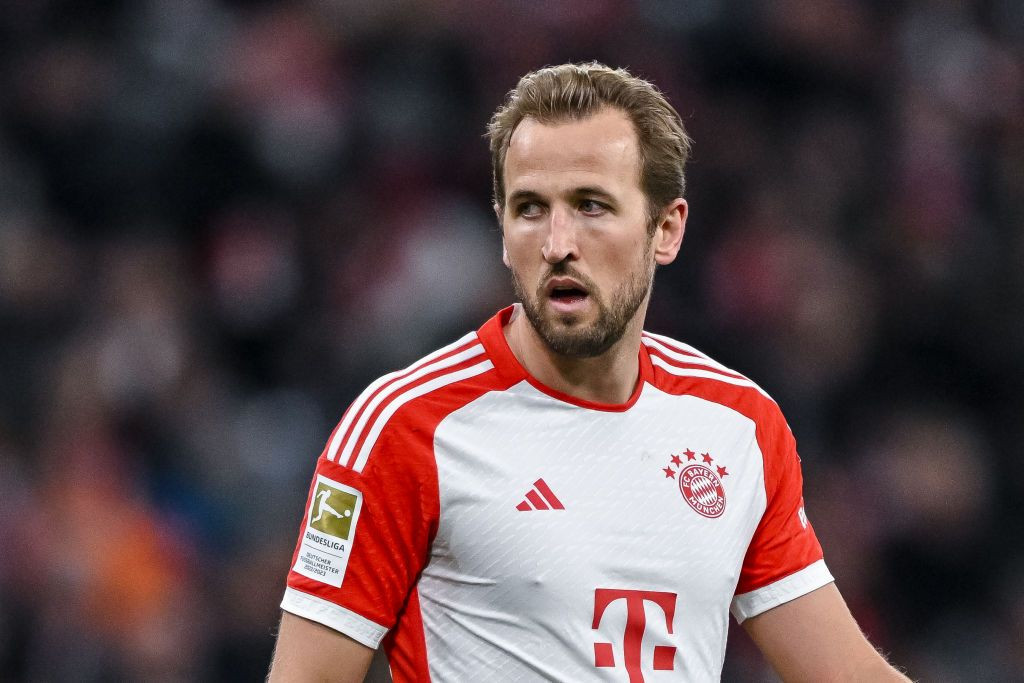 &bdquo;Toată lumea r&acirc;de de el!&rdquo; Fostul jucător al lui Manchester United și Chelsea &icirc;l face praf pe Harry Kane: &bdquo;O să vrea să se &icirc;ntoarcă &icirc;n Anglia&rdquo;