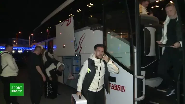 FCSB a ajuns la Craiova, &icirc;naintea meciului cu Universitatea (27/01/2024)