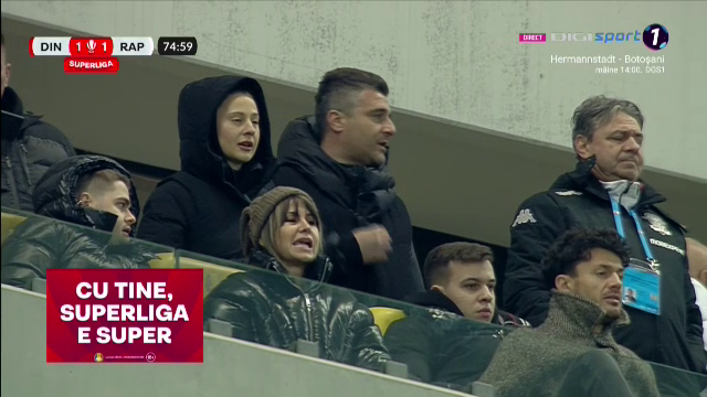 Rapidiștii au cerut lovitură de la 11 metri în minutul 74 al meciului cu Dinamo! Reacția lui Daniel Niculae spune tot_13