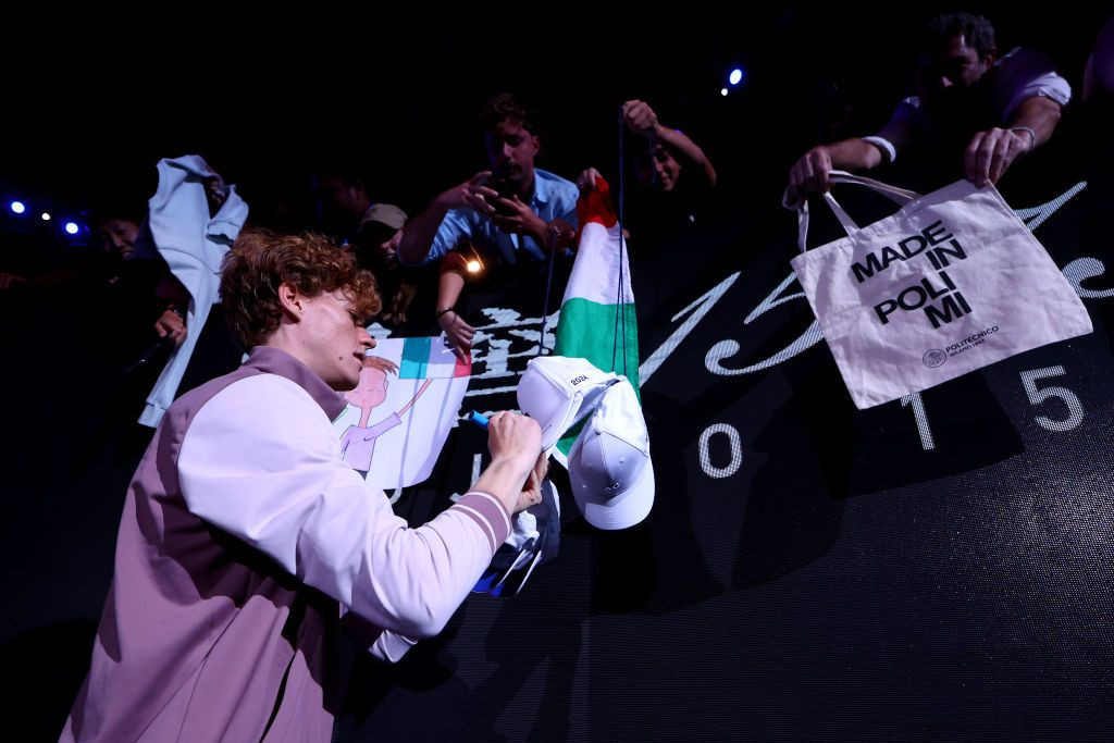 Cuvinte de campion: Sinner, etern recunoscător părinților săi. Ce le-a transmis de la Melbourne