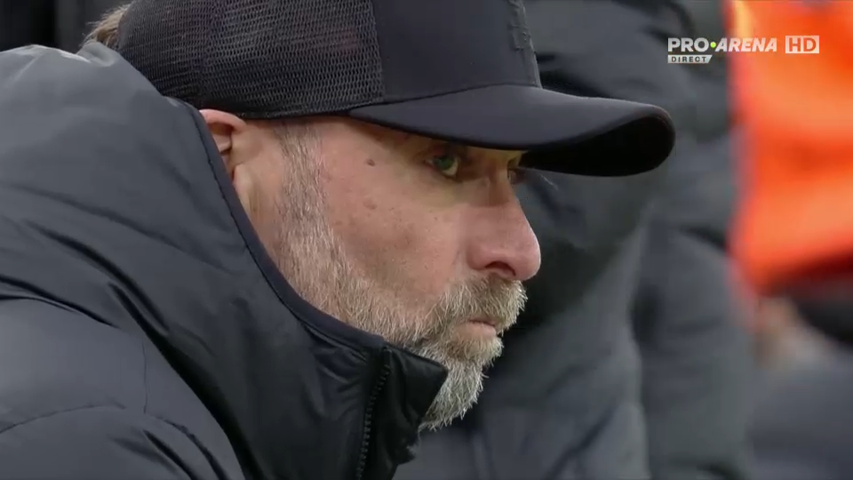 Momente emoționante pe Anfield! Jurgen Klopp, în lacrimi, după ce întreg stadionul i-a cântat 