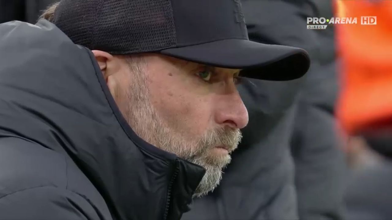 Momente emoționante pe Anfield! Jurgen Klopp, în lacrimi, după ce întreg stadionul i-a cântat