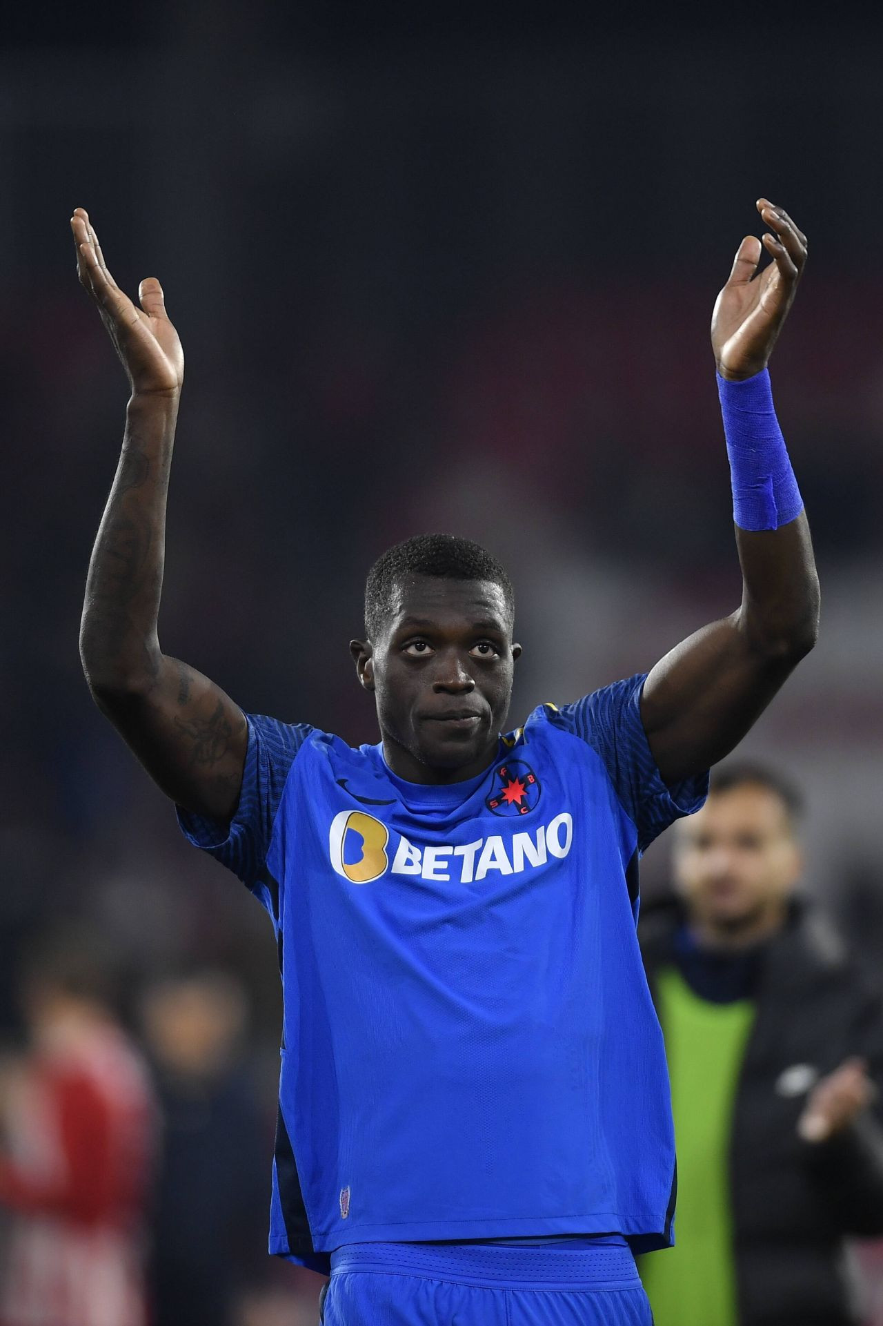 Subevaluați, dar decisivi pentru FCSB. Becali dă din casă și face o reverență în fața lor_4