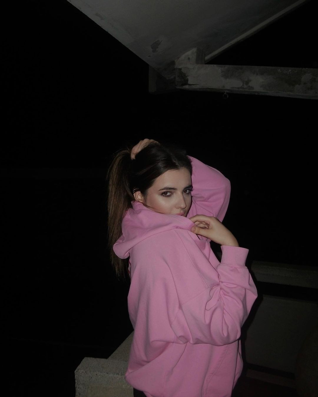 VIDEO EXCLUSIV: Stelistii s-au URCAT PE MALL pentru a-si arata sustinerea fata de medici! Anunt de ultima ora: ultrasii si-au facut ECHIPE de ajutor pentru batrani_6