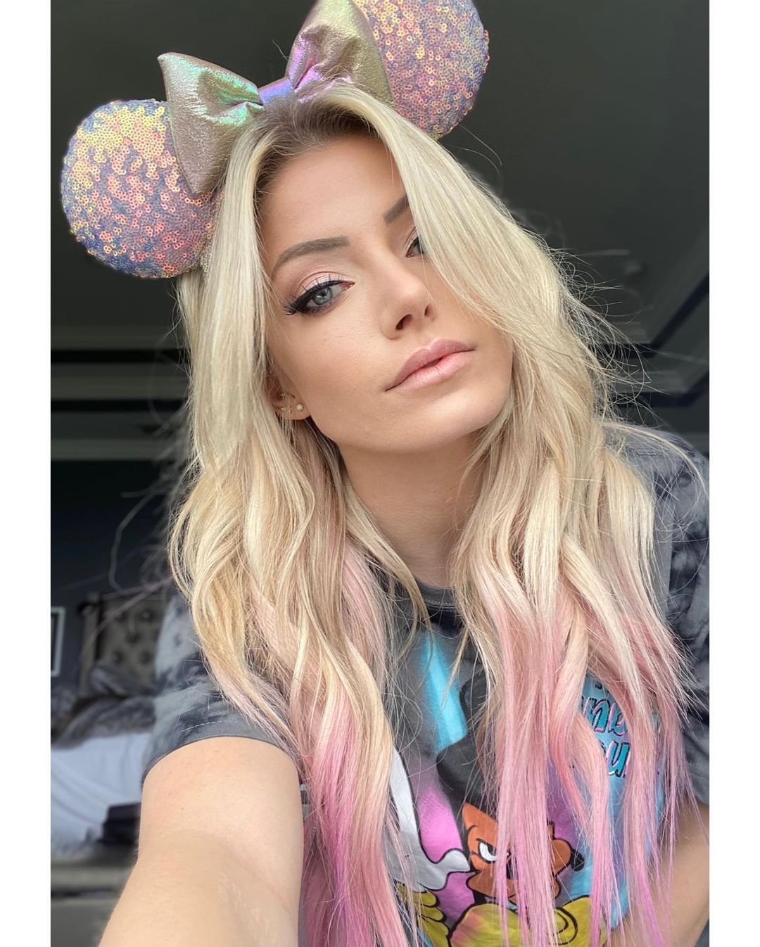 Cum arată Alexa Bliss, cea mai sexy concurentă din WWE care își face praf adversarele cu fiecare ocazie_57