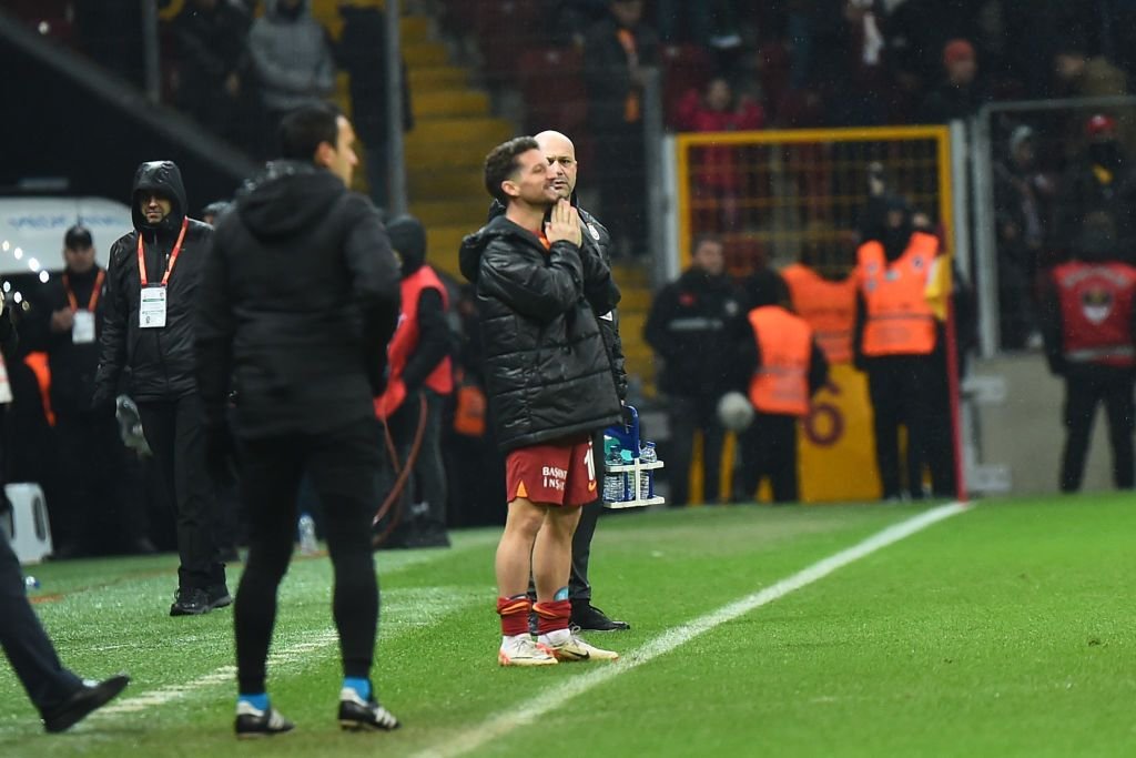 O vedetă internațională vrea să se lase de fotbal: 