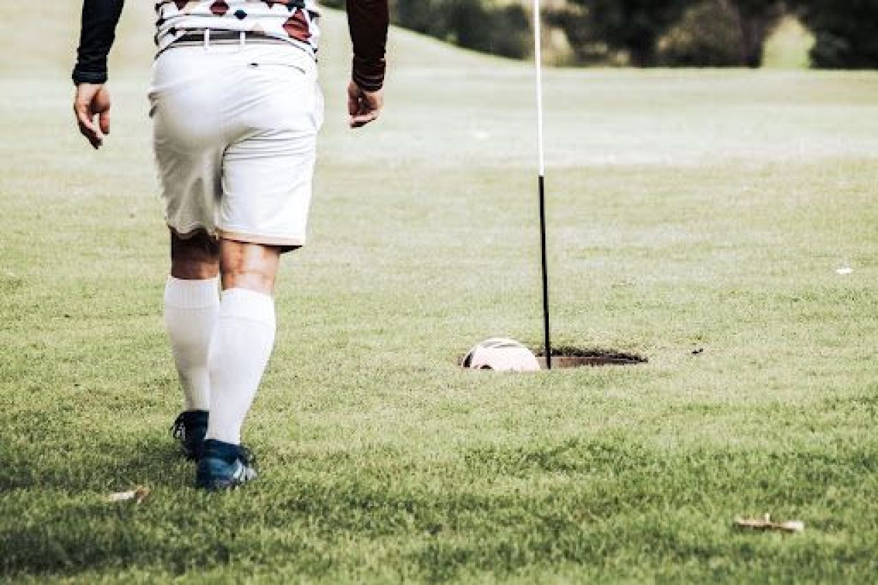 IMAGINILE MOMENTULUI! Gigi Becali a iesit sa isi plimbe oile cu bolidul de 200 de mii de euro! Cum a fost surprins patronul FCSB in timp ce isi