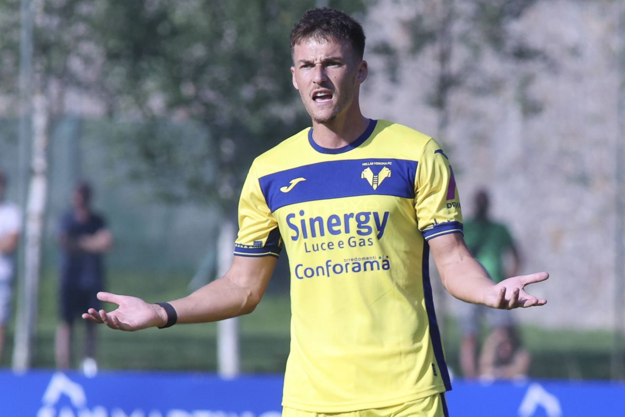 Cu ce echipă a semnat în ultima zi de mercato fotbalistul român din Serie A care a câștigat Europa League cu Eintracht Frankfurt în 2022_9