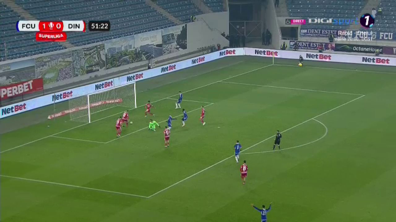 FC U Craiova - Dinamo 2-1 | „Câinii”, pe ultimul loc în clasament după încă un meci cu ghinion! Bauza a adus victoria_6