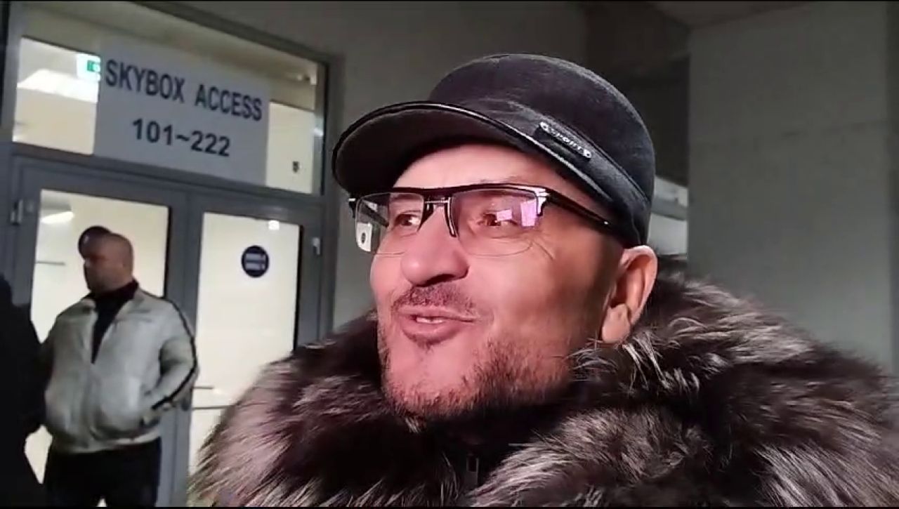 Adrian '50 Cent' Mititelu! Și-a luat blana și bolidul de peste 200.000 de euro la meciul cu Dinamo și vorbit despre Mădălina Ghenea_26