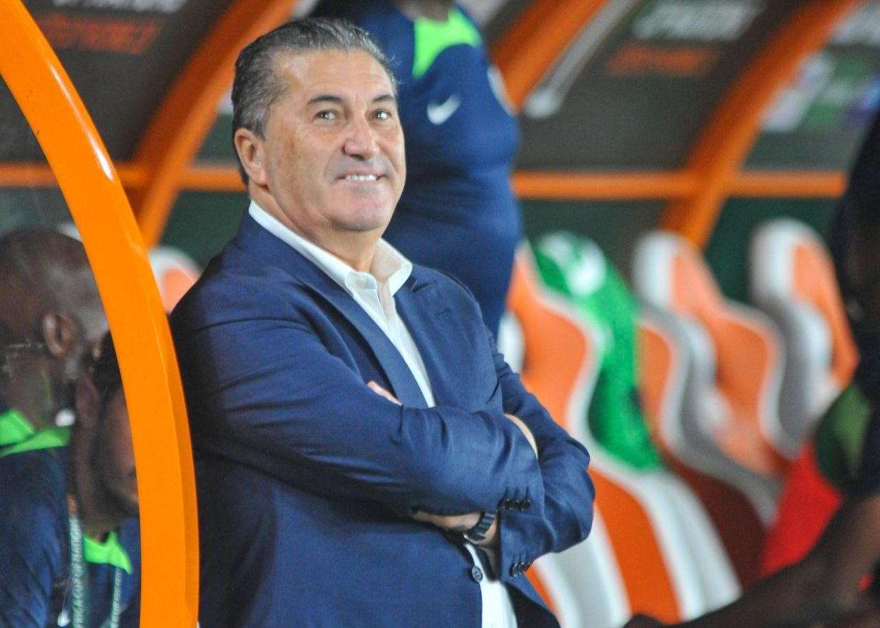 Controversat, dar &icirc;și face treaba! Fostul antrenor al Rapidului este &icirc;n semifinale la Cupa Africii pe Națiuni
