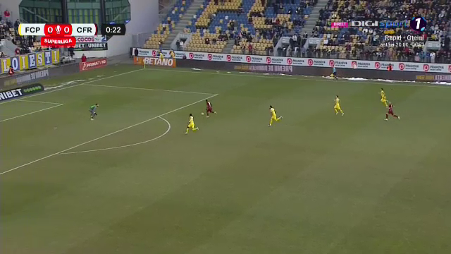 Ratare imensă în primele 20 de secunde ale meciului Petrolul Ploiești - CFR Cluj_9