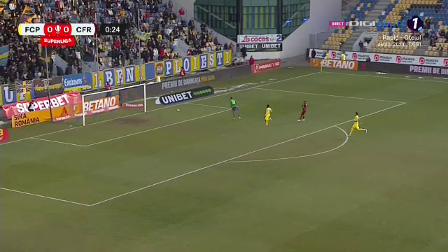 Ratare imensă în primele 20 de secunde ale meciului Petrolul Ploiești - CFR Cluj_16