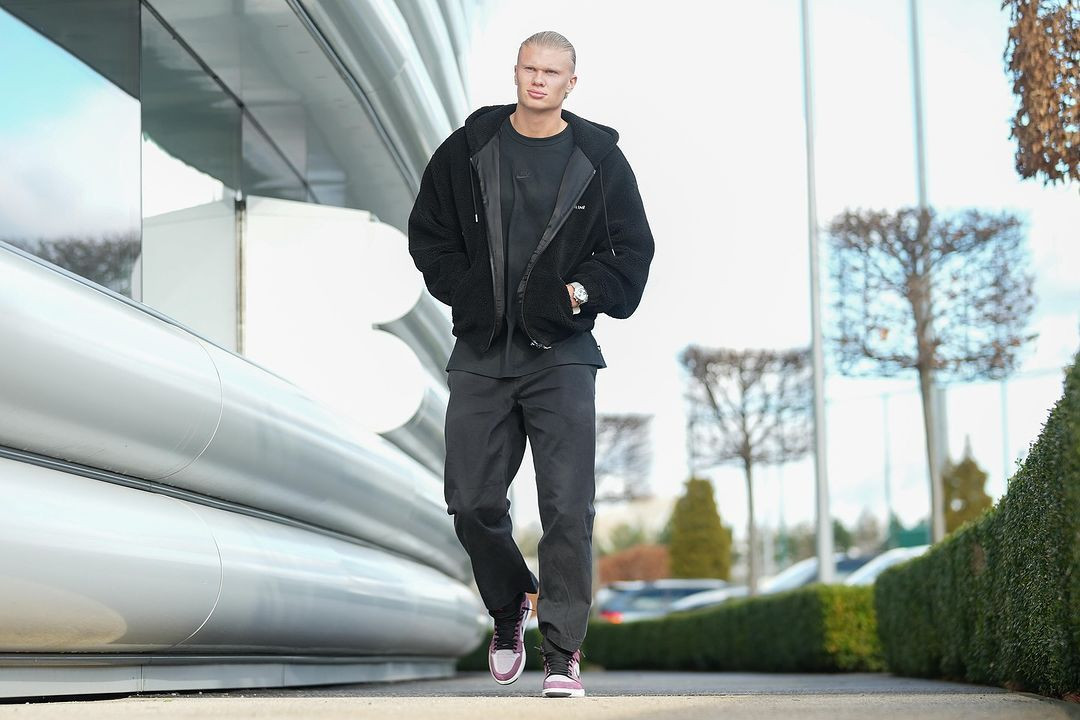 Mă bat cu fratele meu . Erling Haaland a recunoscut care e preparatul pe care &icirc;l adoră la nebunie