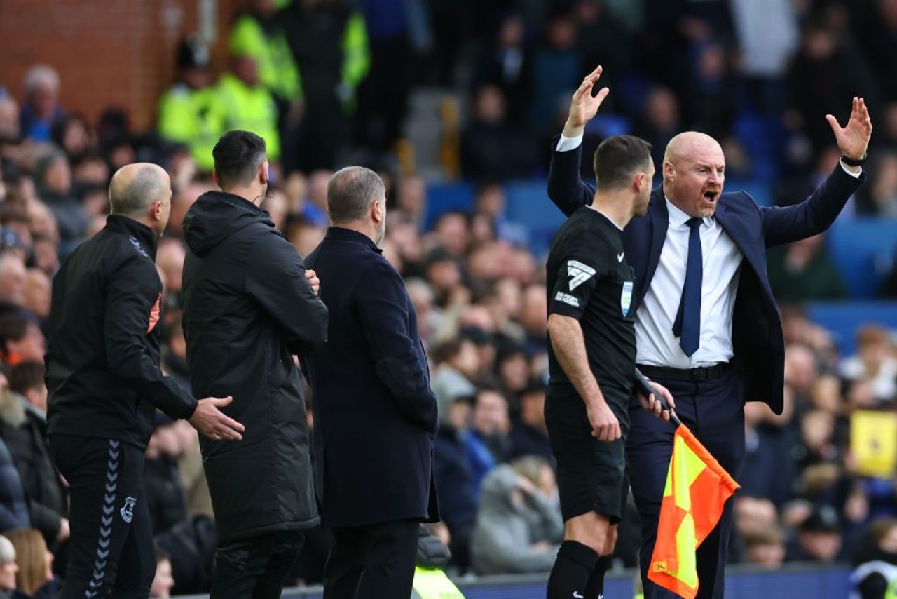 Drăgușin face prima victima în Anglia: antrenorul lui Everton, suspendat!_4