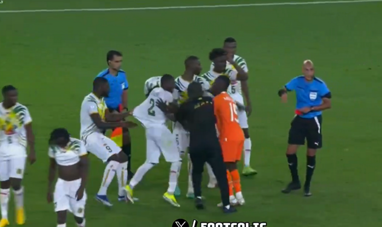 Barcelona ofera doi jucatori la schimb pentru un fotbalist de la Tottenham! Umtiti si Semedo pot pleca de pe Camp Nou