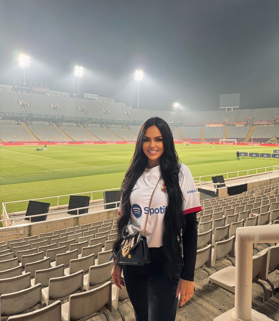 Superba soție a lui Vitor Roque a reacționat imediat după eliminarea scandaloasă cu Alaves _2