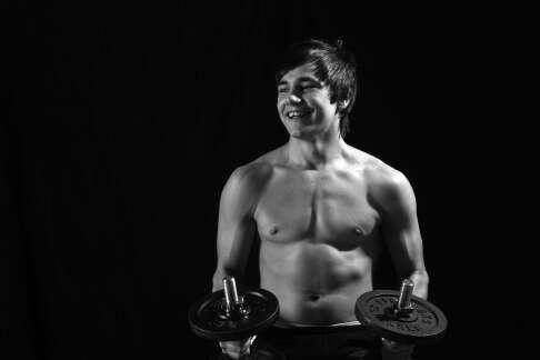 Sacrificiile unui campion rom&acirc;n stabilit &icirc;n Germania: &rdquo;Nu știu cum e nici să mă pupe mama pe obraz de ziua mea&rdquo;