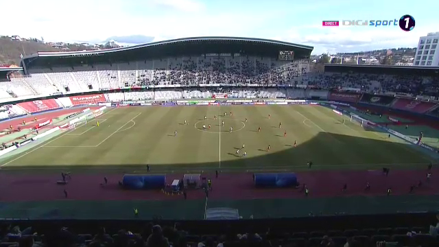 Obisnuia sa inchida poarta, nu sa stea inchis in spatele unei usi! Ionut Radu e blocat intr-un hotel din Italia de 2 luni