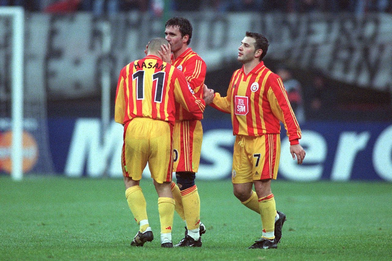 Cât de iubit e Hagi de Galatasaray? Trei momente care arată că nu va fi uitat niciodată: plătit ca un ”Rege”, nebunia unui fan și imprimeu pe piele_9