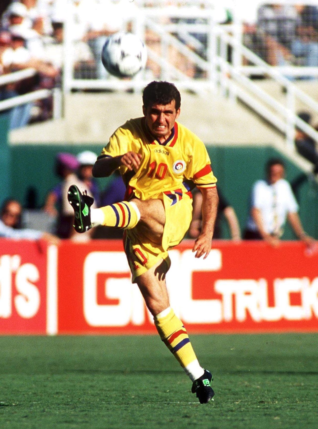 HAGI 59 | Cât ar fi costat astăzi transferurile lui Gică Hagi la Real Madrid, Brescia, Barcelona și Galatasaray_6