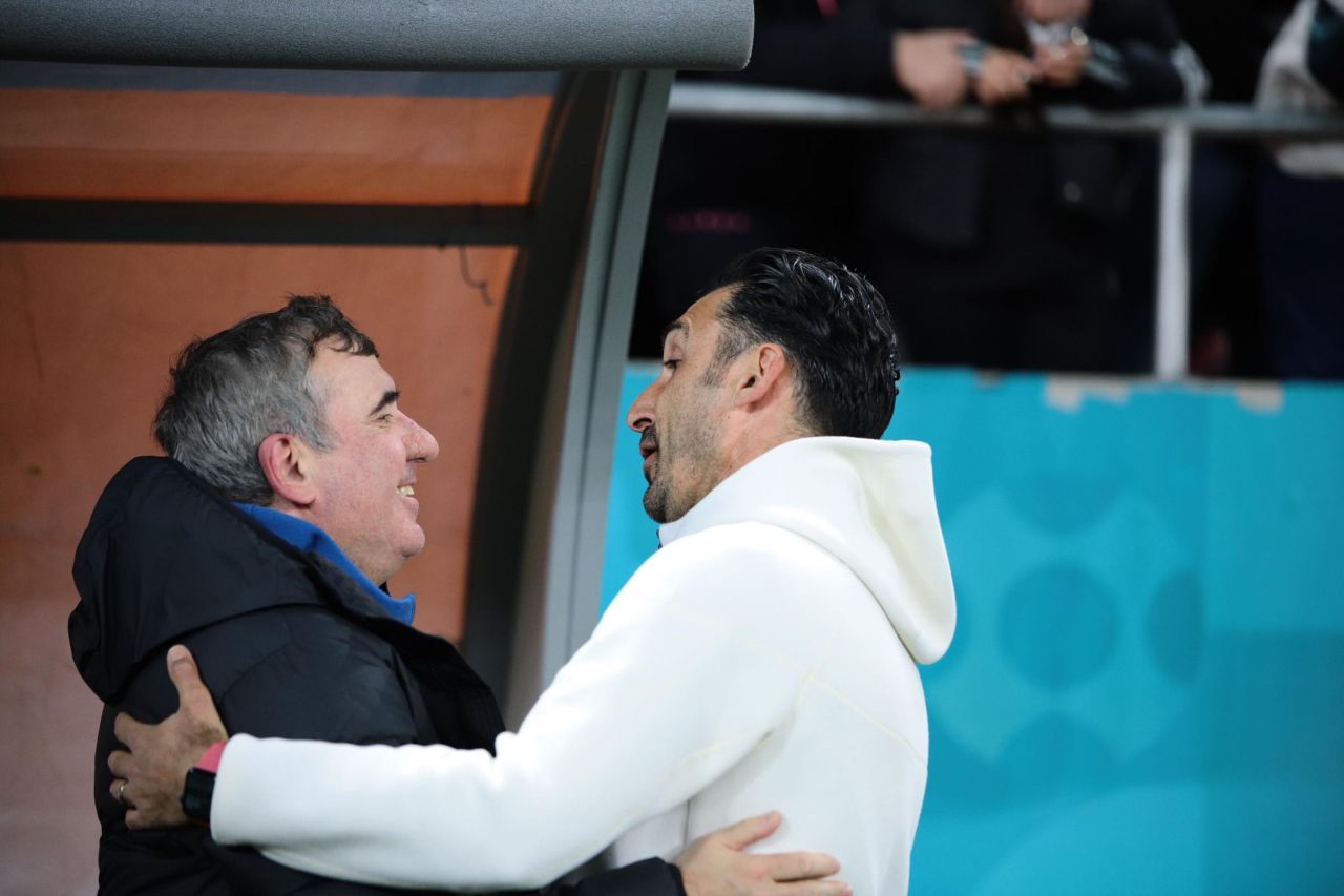 Respect! Elias Charalambous, reverență în fața lui Gică Hagi. Gestul cipriotului, pas cu pas_2
