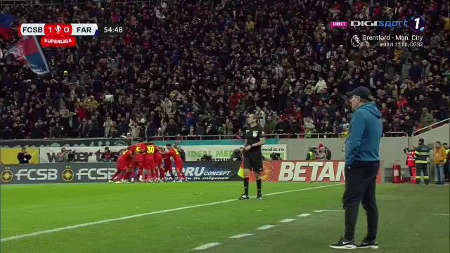 Imaginile deznădejdii. Cum a fost surprins Gică Hagi de ziua lui în FCSB - Farul Constanța_13