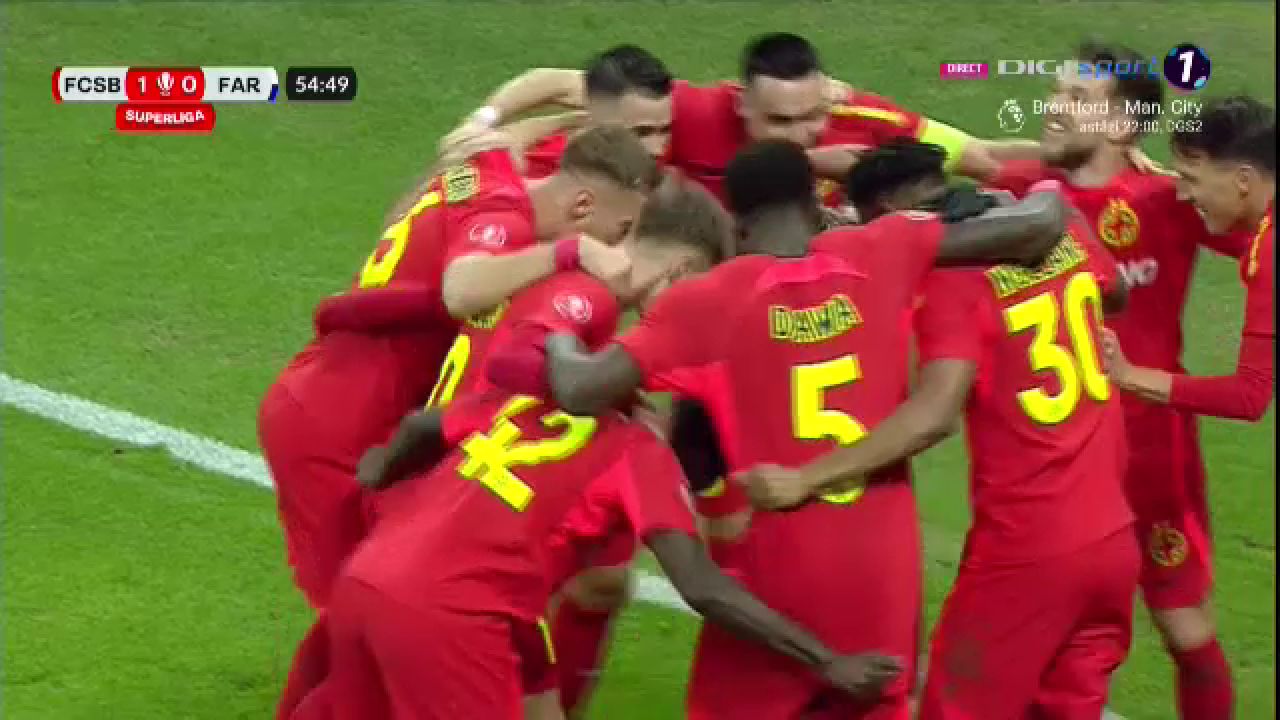 Imaginile deznădejdii. Cum a fost surprins Gică Hagi de ziua lui în FCSB - Farul Constanța_16