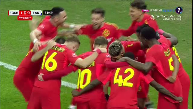 Imaginile deznădejdii. Cum a fost surprins Gică Hagi de ziua lui în FCSB - Farul Constanța_19