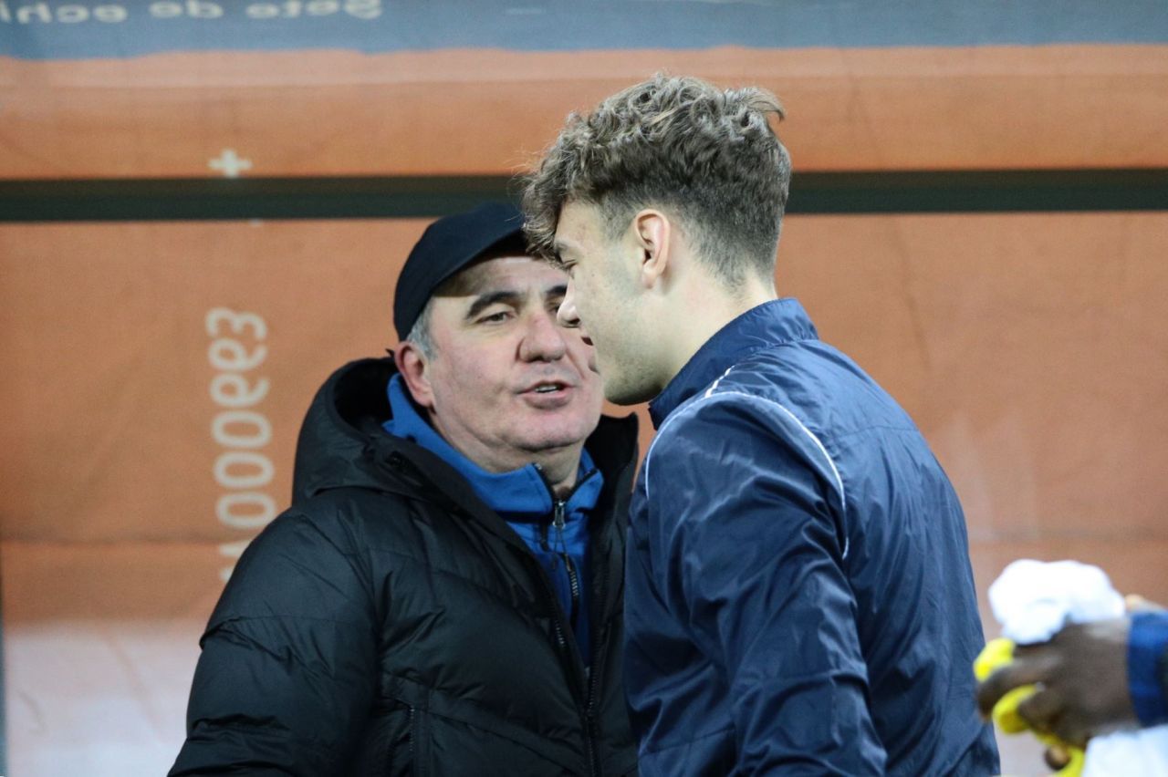 Singurul jucător al FCSB care a fost fluierat de fani, în timpul meciului cu Farul. Ce i-a transmis Mustață, liderul galeriei_3