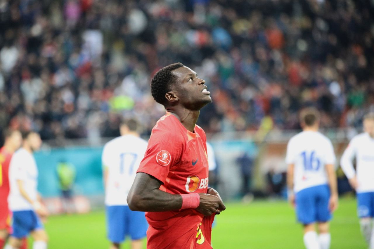 Blonda care a intrat aproape GOALA pe teren in finala Champions League asa cum n-ai vazut-o niciodata! Cum a aparut Kinsey Wolansky_7